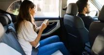 Stire din Social : Peste 2.000 de persoane prinse muncind la negru pe platformele digitale