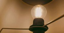 Stire din Social : Fără curent electric pentru modernizare. Întreruperi în mai multe localități din județul Constanța