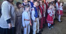 Stire din Cultură-Educație : Elevii constănțeni marchează ziua tuturor românilor la Muzeul de Istorie