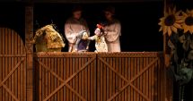 Stire din Cultură-Educație : ”Fata babei și fata moșneagului”, în dublă reprezentație la Teatrul ”Căluțul de Mare”