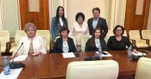 Stire din Politică-Administrație : Femeile social-democrate vor avea un rol esențial în mobilizarea electoratului la alegerile prezidenţiale