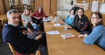 Stire din Cultură-Educație : Profesori ai Liceului Teoretic „George Călinescu”, în schimb de experiență în Cehia