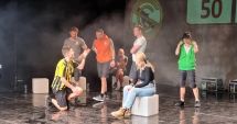 Stire din Cultură-Educație : ”Meciul de comedie” al actorilor Teatrului de Stat încheie stagiunea 2023