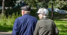 Stire din Social : Numărul beneficiarilor de indemnizație socială pentru pensionari a scăzut în aprilie