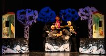 Stire din Cultură-Educație : „Cei trei purceluşi” revin pe scena Teatrului „Căluţul de Mare”