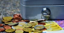 Stire din Economie : Rezervele valutare ale BNR au crescut la 52 miliarde euro, în februarie