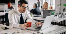 Stire din Social : Vești proaste pentru angajații din Constanța. Salariile nu mai țin pasul cu inflația