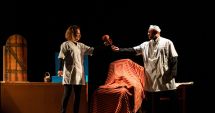 Stire din Cultură-Educație : Ultimele spectacole ale stagiunii la Teatrul ”Căluțul de Mare”.  Duminică - ”Poveste cu… Scufița Roșie”