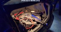 Stire din Eveniment : Polițiștii constănțeni cu ochii pe șoferii de “liniuțe”. Ce au descoperit în portbagajul unuia dintre ei