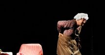 Stire din Cultură-Educație : Povestea Scufiței Roșii, în dublă reprezentație la Teatrul „Căluțul de mare”, dar cu casa închisă