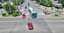 Stire din Social : Trecere de pietoni semaforizată pe strada Sucevei, în locul celei vechi
