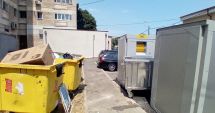 Stire din Social : Deși sunt nefuncționale, eco-insulele au început să fie deja vandalizate