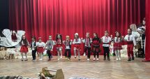 Stire din Cultură-Educație : Trofeul ”Voinici în țara piticilor”, câștigat de ansamblul ”Românași din Dobrogea”