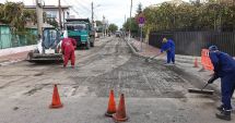 Stire din Social : Se asfaltează carosabilul pe strada Liliacului din cartierul Km 4-5