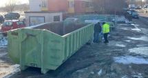 Stire din Social : Deșeurile voluminoase nu se aruncă oriunde, ci doar în containere speciale