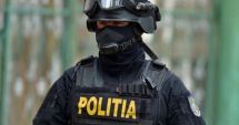 Stire din Eveniment : PERCHEZIȚII DIICOT. TRAFICANȚI DE MIGRANȚI, REȚINUȚI