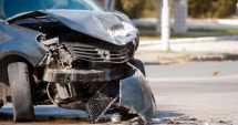 Stire din Eveniment : Dosar penal pentru un şofer implicat într-un accident cu trei autoturisme