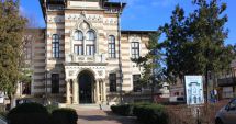Stire din Cultură-Educație : Expoziţie dedicată sărbătorilor, la Muzeul de Artă Populară