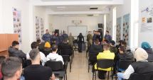 Stire din Eveniment : Forțele Navale au promovat cariera militară, în școlile din Constanța și Tulcea