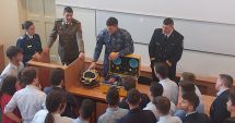 Stire din Eveniment : Marinarii promovează cariera militară în județul Botoșani