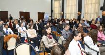 Stire din Cultură-Educație : Elevii din 17 unități școlare constănțene vor participa la proiectul ”Fii avocat în școala ta!”