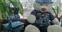 Stire din Eveniment : Povestea „ursulețului militar”, mascota elevilor de anul I de la Școala Militară de Maiștri Militari a Forțelor Navale