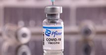 Stire din Sănătate : Pfizer a cerut FDA autorizarea unui vaccin dezvoltat împotriva variantei Omicron a coronavirusului