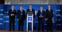 Stire din Politică-Administrație : Nicolae Ciucă, la Congresul PNL: "Nu am experienţă politică, dar niciodată nu mă voi lăsa prizonier"
