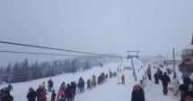 Stire din Actualitate : Turiștii au luat cu asalt stațiunile montane, în ciuda condițiilor meteorologice