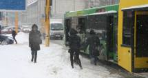 Stire din Social : Iarna a făcut ravagii la Constanța.  Drumuri închise în continuare, localități fără curent electric. Ultimul bilanț