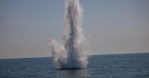 Stire din Eveniment : UPDATE. EXPLOZIE LA COSTINEŞTI! Este vorba despre o mină marină. PERICOL: O altă mină ar pluti în larg!