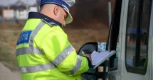 Stire din Social : Amenzile de circulație ar putea fi plătite prin cod QR direct la polițist