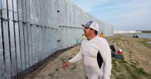 Stire din Actualitate : Zidul de la graniţa cu Mexic a fost scos la vânzare