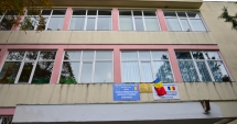Stire din Cultură-Educație : Zilnic mai cad directori la concurs. Cum justifică ministerul alcătuirea testului grilă
