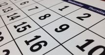 Stire din Social : Mininvacanţe reduse de Crăciun şi Anul NOU. Festin de libere în ianuarie 2023