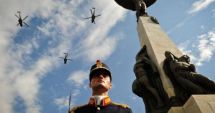 Stire din Eveniment : Ministrul Apărării: Îi cinstim pe temerarii zborului din marea familie a Forţelor Aeriene