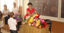 Stire din Cultură-Educație : La mulți ani tuturor învățătorilor constănțeni!  Ce le-a transmis ministrul Sorin Câmpeanu de ziua lor