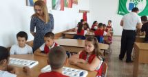 Stire din Cultură-Educație : Ziua Învățătorului marcată la Școala Gimnazială "Lucian Grigorescu"