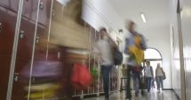 Stire din Eveniment : UN NOU CAZ REVOLTĂTOR! Un profesor a fost bătut de elev