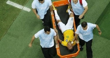 Stire din Sport : Reacția lui Zuniga după ce l-a accidentat pe Neymar