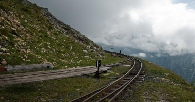 Un bărbat a murit călcat de tren, la Valu lui Traian