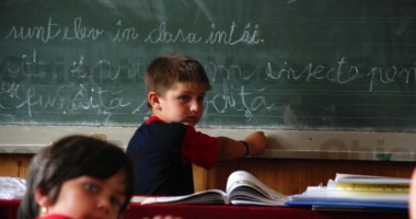 Stire din Cultură-Educație : Elevii constănțeni sunt liberi doar joi