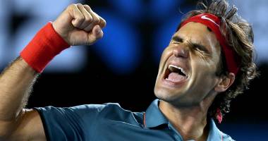 Stire din Sport Internațional : Federer l-a învins pe Raonici la Turneul Campionilor
