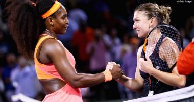 Stire din Sport : Simona Halep, învinsă în trei seturi de Serena Williams în semifinalele turneului de la Miami