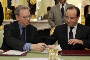 Stire din Actualitate : Google, fond de 60 de milioane de euro pentru tranziția spre presa digitală
