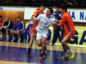 Stire din Sport : Odinioară era derby, acum e David vs. Goliat