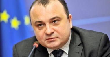 Stire din Politică-Administrație : "Proiectul Roșia Montană încalcă 13 articole din Constituție"