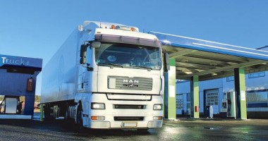 Stire din Eveniment : Transportatorii au fost păcăliți. Rambursarea accizelor, nefuncțională!