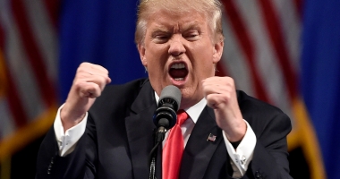 Stire din Politică-Administrație : Donald Trump: "Germanii sunt răi, foarte răi"