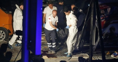 Stire din Actualitate : Avionul premierului albanez ateriza la Istanbul chiar în momentul atentatului
